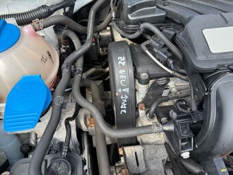 ► ŠKODA OCTAVIA 1,6 MPI ACTIVE - 75 KW, TOP KM ◄ - 19