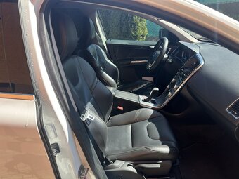 Volvo XC60 2.0 D4 Drive-E Summum - 19
