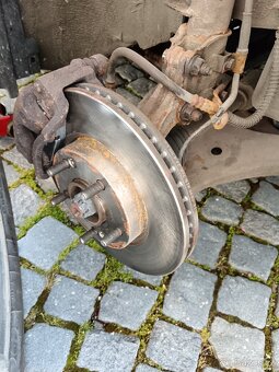 KIA CEED SW rok 2010 - 19