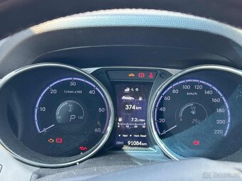 Hyundai ix35 2.0 135 kW 4x4 Automat | 2014 | - 19