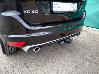 Volvo XC60 2.4D5/140kW AWD  R-DESIGN  - 19