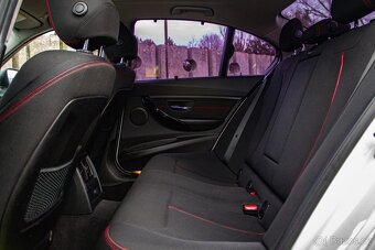 BMW Rad 3 320i A/T Sport Line ZÁRUKA 1 rok / 20 000km - 19