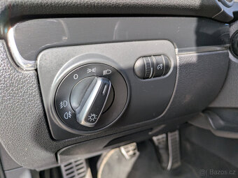 Volkswagen Golf, GTI 2.0 TSI 155 kW - manuál - 19