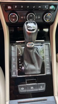Superb 3,140 kw,Dsg,ACC,DCC,L&K,Kessy,servisní kniha,Carplay - 19
