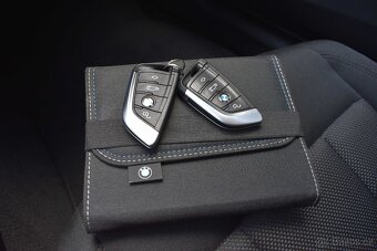 BMW 320d xDrive NEZÁVISLÉ TOPENÍ DPH ČR 1.MAJITEL - 19