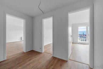 Exkluzivní byt 5+kk v centru Liberce se střešní terasou - 19