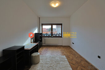 Prodej rodinného domu 4+1, 129 m2, Hodonín - 19