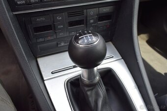 Audi A4 B7 3.2 V6/S-LINE/MANUÁL/4X4/ - 19