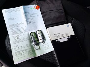 VW PASSAT 2,0 TDi COMFORTLINE,DSG - 19