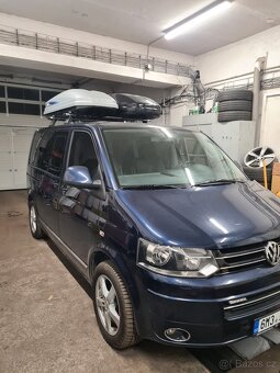 VW Multivan T5.1 2.0TDi Highline - 19