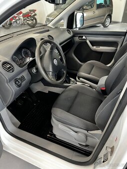 Volkswagen Caddy Maxi 1.9 TDI (77 kW), 7 míst, r. v. 2010 - 19