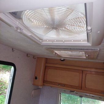 Obytný přívěs ELDDIS ODYSSEY 380/2 - 19