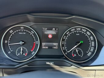 Škoda Superb Combi 2.0 TDI 140 kW DSG 4x4 | 2018 | Facelift - 19