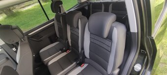 Volkswagen Touran 1.4 TSI, 103 kW, 7 míst, r. v. 2013 - 19