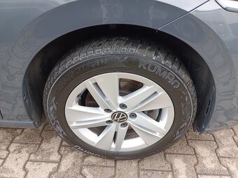 VW Golf 8 Variant 2.0TDI 85kW DSG Virtual Panorama Full LED - 19