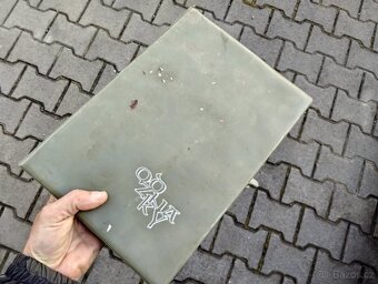 Velmi staré odznaky, Karlštejn, Jawa, Baník Ostrava a jiné. - 19