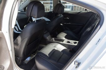 Chevrolet VOLT Plug-in hybrid 111 kW - 19