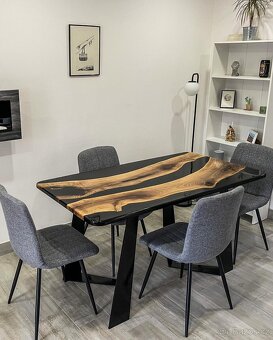 Zakázková kovovýroba–schodiště, brány, ploty sklepní kóje - 19