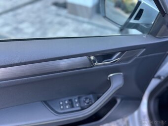 ŠKODA SUPERB 2.0 TDI 110 KW DSG MATRIX COCKPIT tažné 2022 - 19