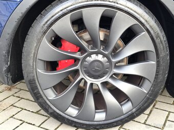 Tesla Model Y Performance SOH 97% Tovární Záruka - 19