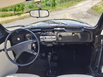 VW brouk Cabrio 1302 - 19