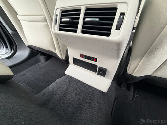 Land Rover Range Rover Velar P400E R-DYNAMIC 404 PS V ZÁRUKE - 19