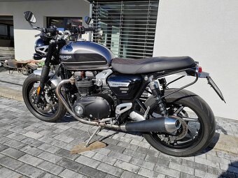 Triumph Speed Twin 1200 - 19