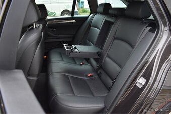 BMW 530d F11/2016/190kW/Luxury/1.majitel/ČR/head-up/kůže - 19