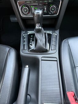 Skoda Superb 2.0 TDI CR DSG Elegance - 19