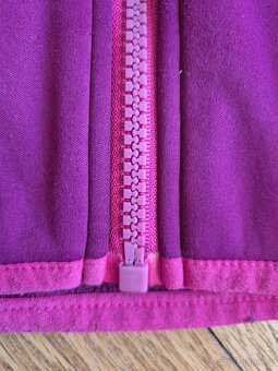 2x softshellová bunda 122/128 (dvojčata) - 19