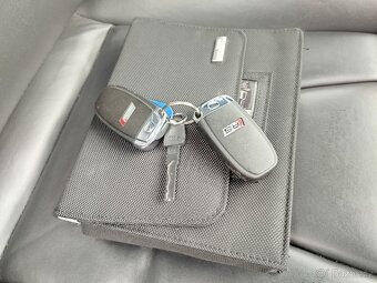 Audi RS5 4.2 FSi V8, 450 koní, r.v. 4/2011 - 19