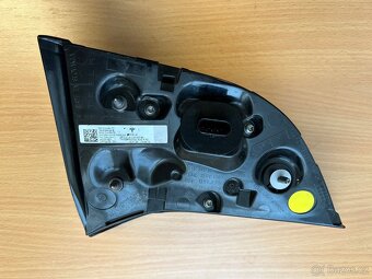 Kompletní set zadních světel Tesla model3 / Y - 19