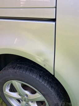 VW CADDY 2 TDI 103 KW 7 míst - 19