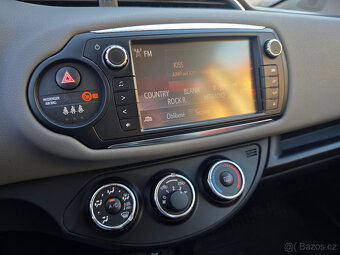 Toyota Yaris 1.0 VVTi Active Kamera Výhřev - 19