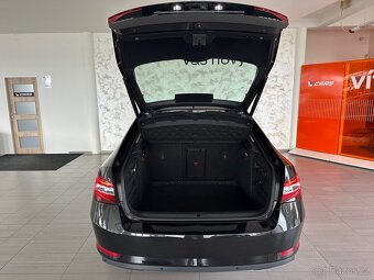 Škoda Superb STYLE 2.0 TDI 110kw / LED / DPH - 19