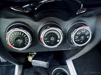 Citroën C4 Aircross 1.6 HDi 2WD Exclusive - 19