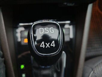 ŠKODA OCTAVIA 3 2.0tdi 4x4 SCOUT - 19
