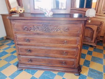 KRÁSNÁ KOMPLETNÍ LOŽNICE BELLA - 19