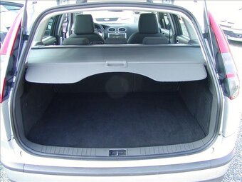 Ford Focus 1.6 TDCi,ESP,EL.SEDAČKY - 19