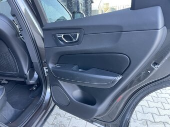 Volvo XC60 II - 2017 - Inscription - Showroom - Bez nehod - 19