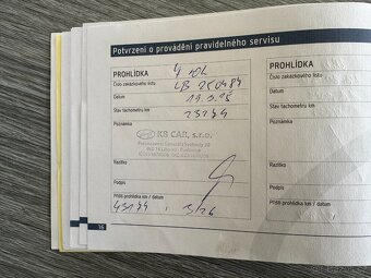 Hyundai i10 1,0 48 KW 1. MAJ ČR KM KOLA - 19