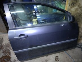 Focus 2006 1.6 16v 3 dveřové kupé HXDA 85 kw - 19