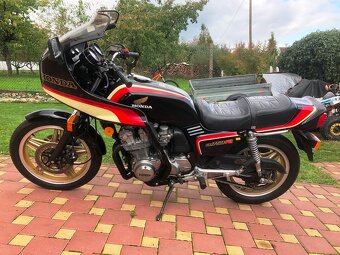 Kawasaki ER-6F, Ducati 750ss, Honda CB 750F2, CBR 900RR - 19