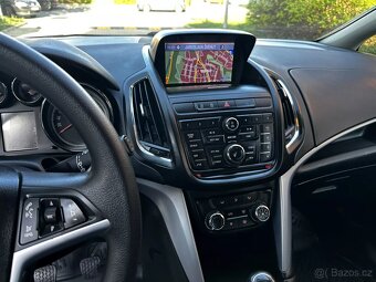 Opel Zafira Tourer 1.4 T 103kW 7 míst 1. Maj Původ ČR Navi - 19