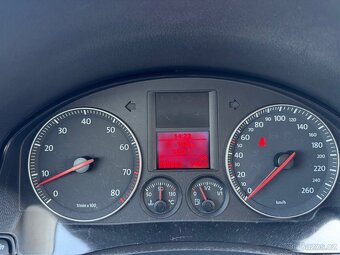 Volkswagen Golf V - 19