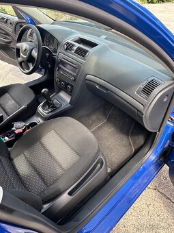 Škoda Octavia II 1.6 TDI - 19