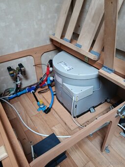 Obytný přívěs, karavan SWIFT-ECCLES r.v.2007 - 19