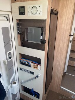 Obytný Bürstner Limited 727 - 19