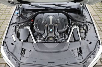 BMW 750Li 2019 - 19