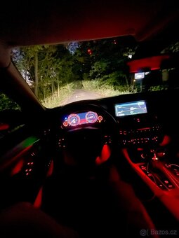 BMW 530d, Touring F11 | 190 kW | NADSTANDARDNÍ VÝBAVA | TOP - 19